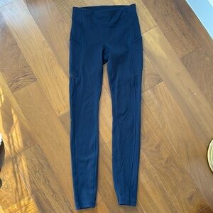 Lululemon “Speed Up” legging size 4